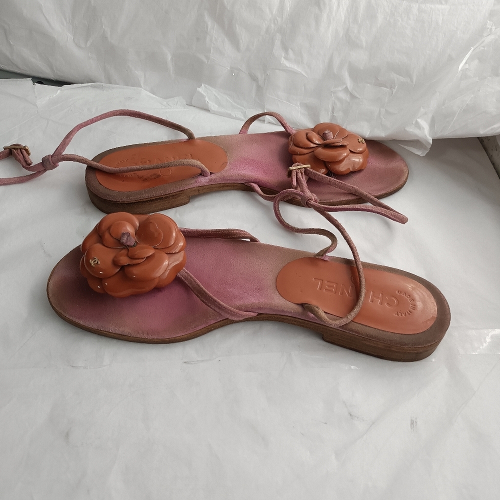CHANEL Camellia  suede Sandals sz 39.5 - Picture 8 of 14